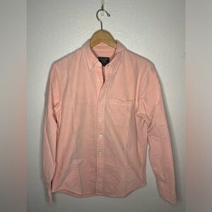 Abercrombie & Fitch Pink men’s button down long sleeve shirt size S